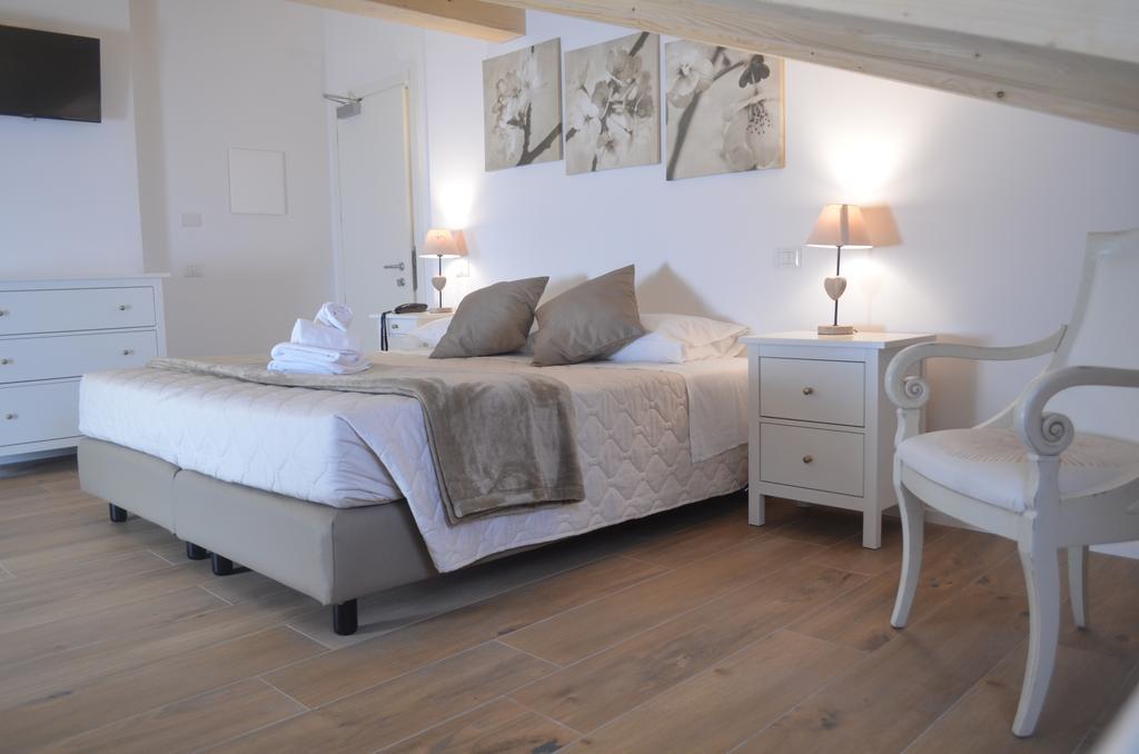 Hotel Rivamia Zewnętrze zdjęcie
